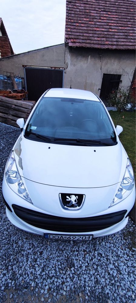 Peugeot 207 1.4 HDI biały