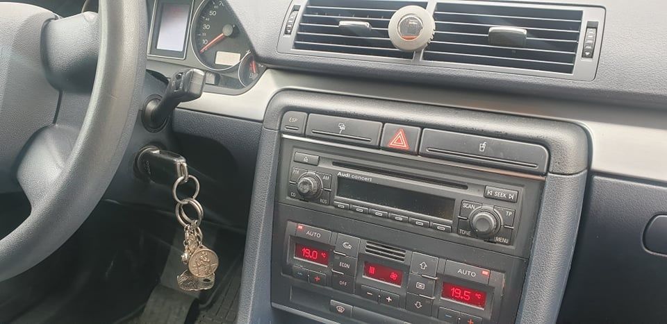 Zamiana lub sprzedaz Audi a4 b7 2.0 tdi