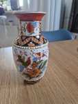 Śliczny chiński wazon 16 cm