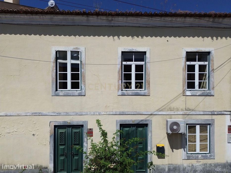 Moradia T9 com 3 pisos em Sardoal – Excelente Oportunidade de Investim