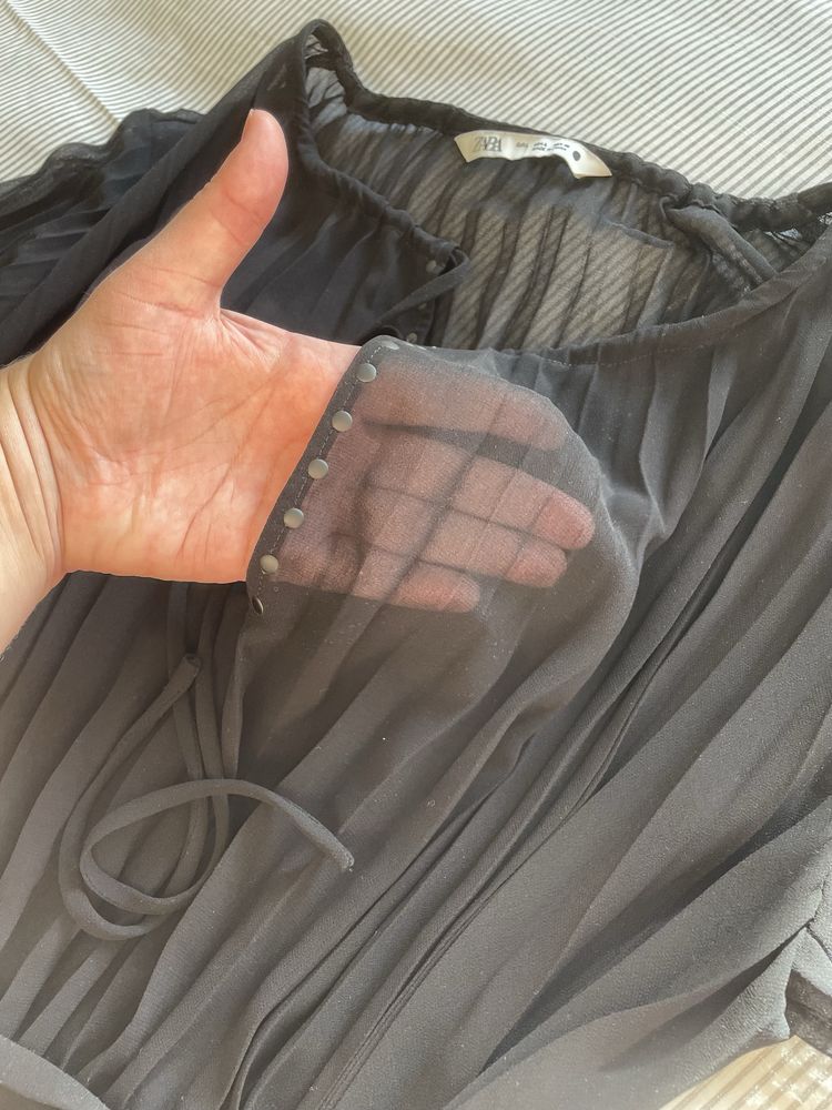 Vestido Zara preto