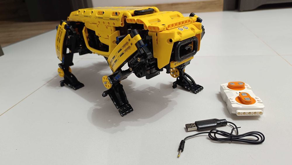 Zdalnie sterowany model robota psa Mould King Technic 15075