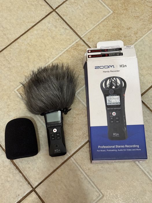 Цифровой диктофон Zoom H1n рекордер