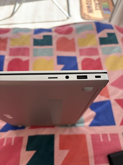 Laptop Samsung – Model NP750XFG-KB2AR