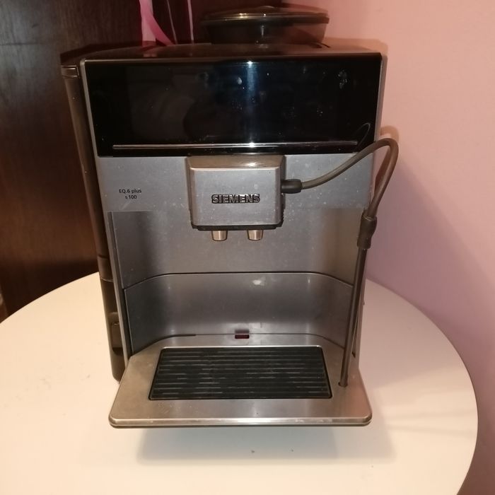 Ekspres Siemens EQ.6 plus s 100- uszkodzony