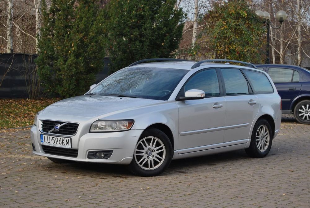 Volvo V50 GWARANCJA, 2008r, 1.6 Diesel 109KM, Skóra, ISOFIX, 2 Komplety opon !!!