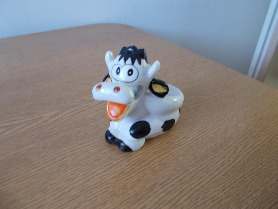 Figurki z porcelany - kryształu - tworzywa dekoracyjnego - kolekcje