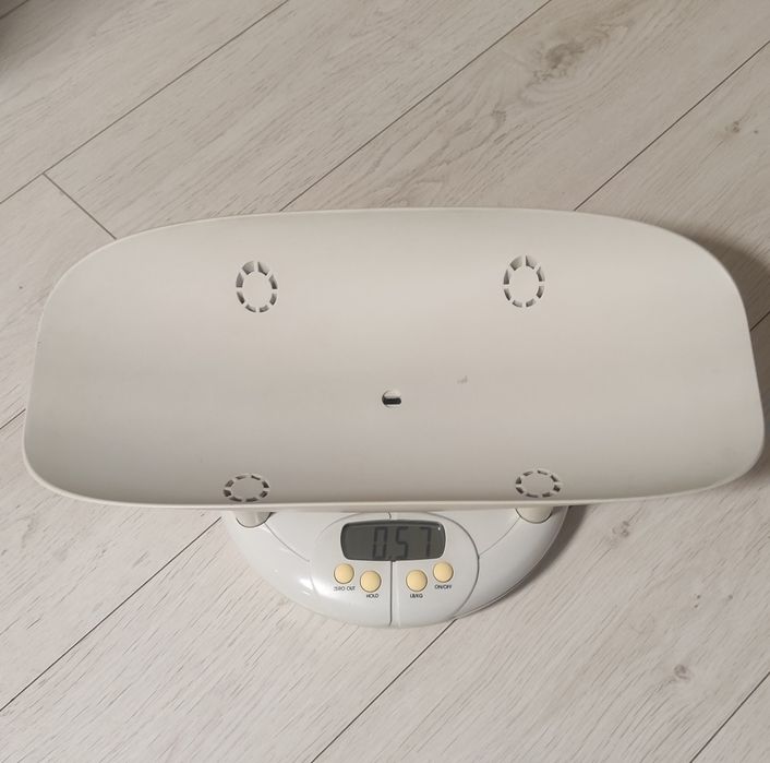 Продам весы для младенцов