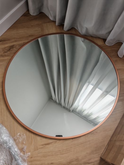 Okrągłe Lustro RUKE 75 cm w ramie Scandinavia Delicate