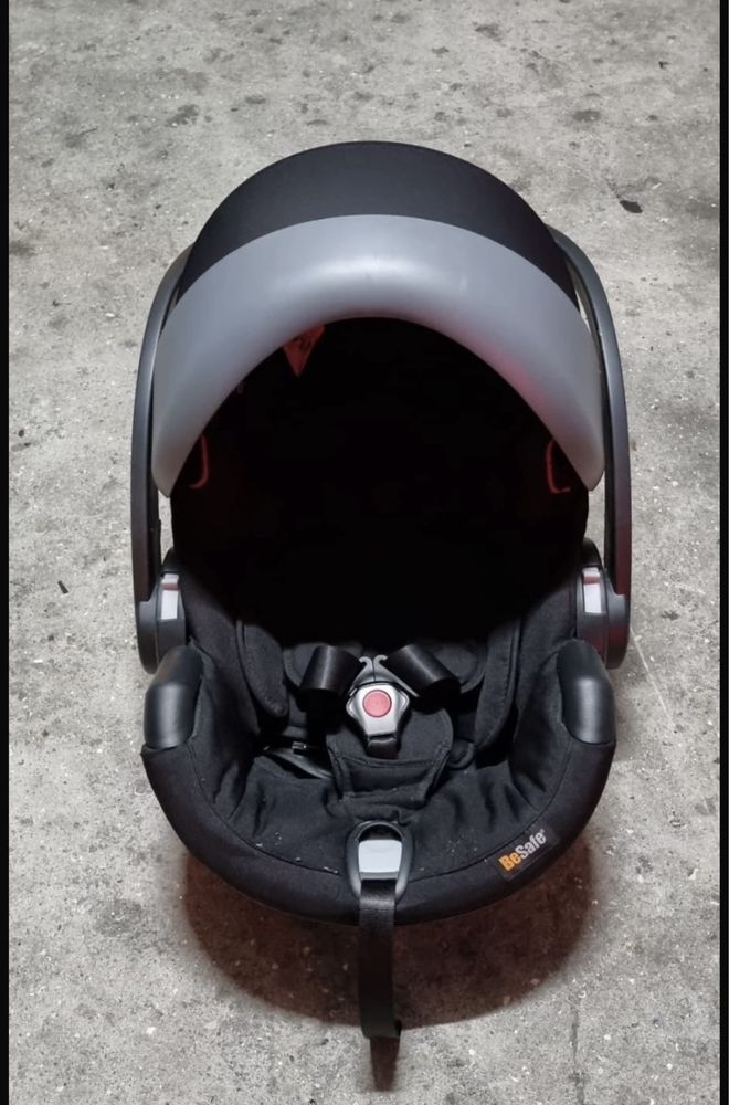Carrrinho bebé Trio marca  Besafe
