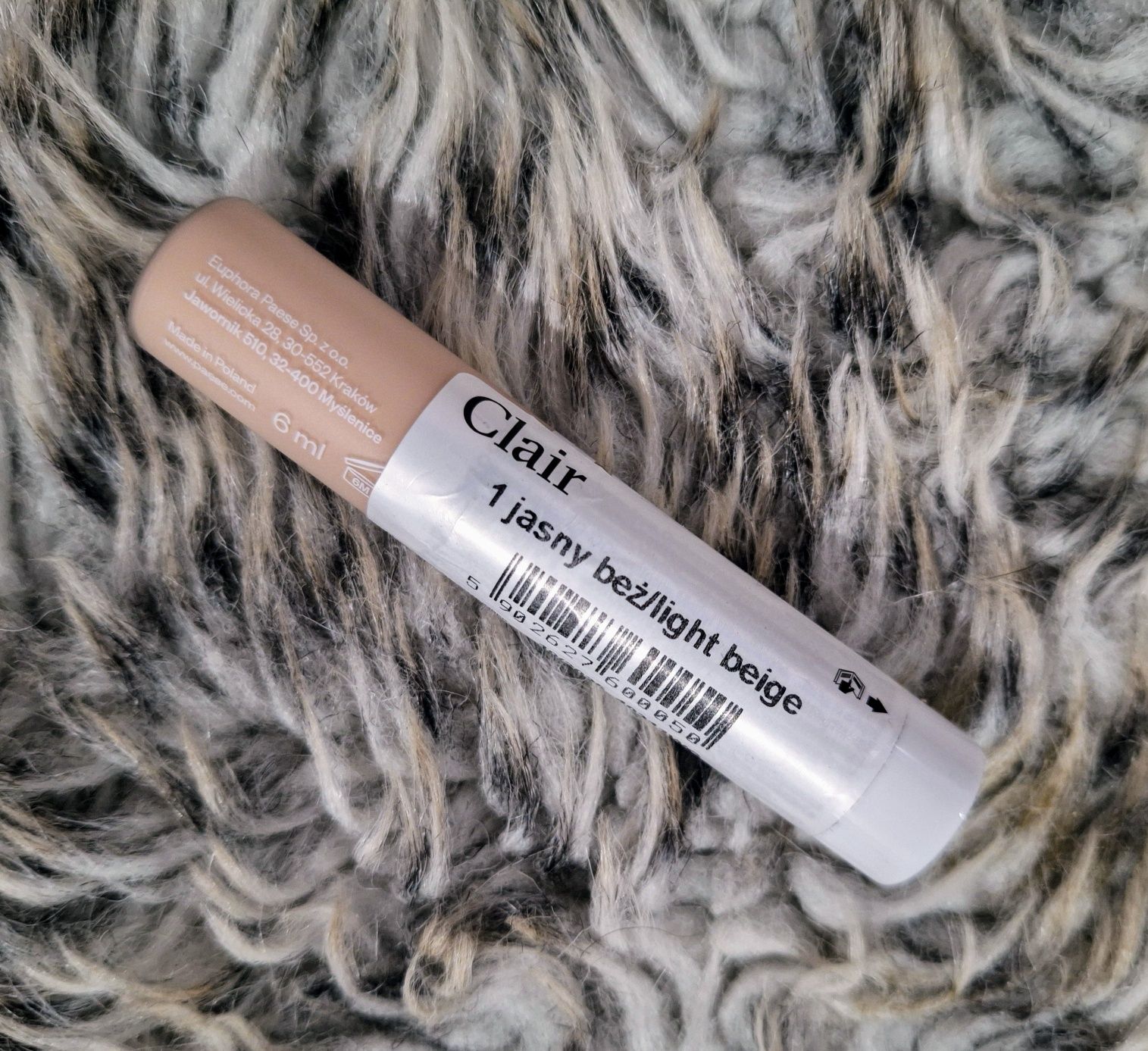 Paese Light Beige Concealer Korektor pod Oczy Rozświetlający 01