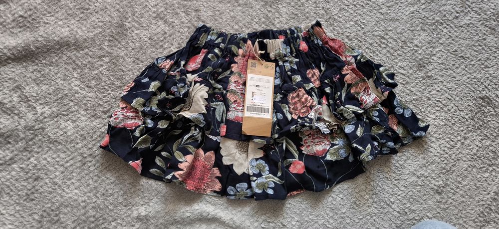 Nowa spódniczka coccodrillo r. 104