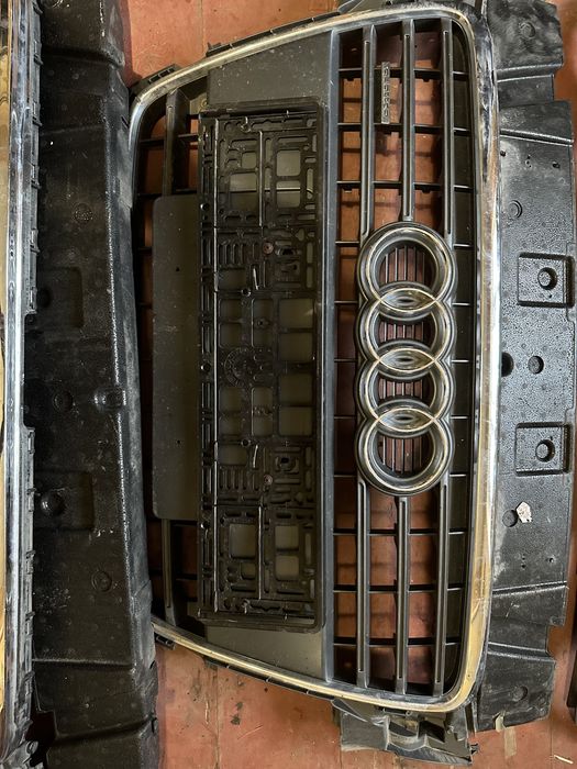 Продам Решотки на ауди А4Б8