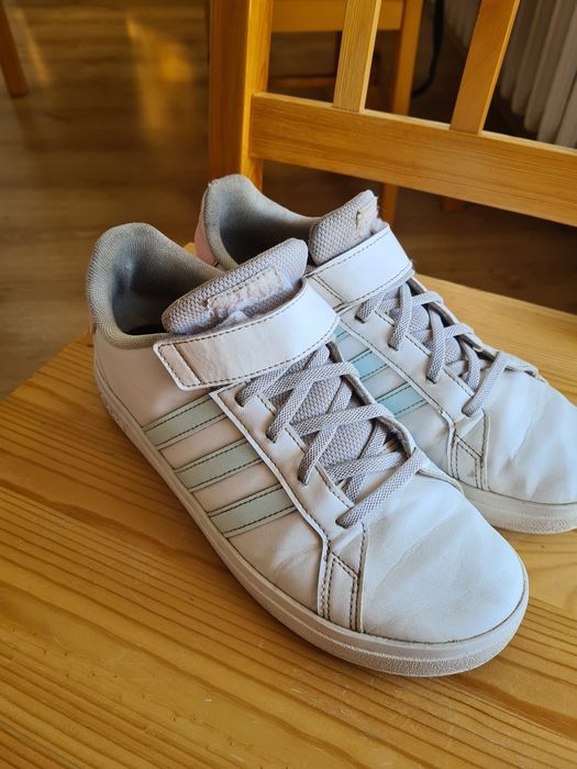 Adidasy dziewczęce