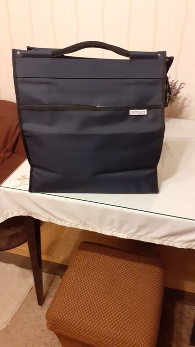 Teczka z kieszenią na laptopa