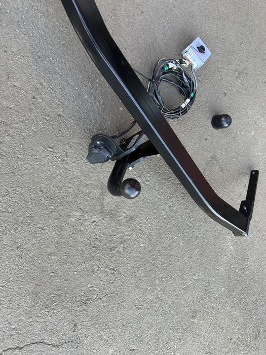 Фаркоп форкоп шкода суперб 4 skoda superb 4 2014/2024 рік універсал