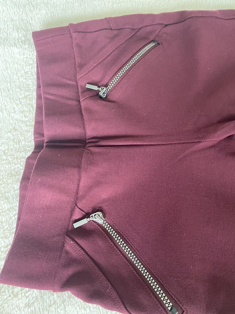 Bordowe spodnie legginsy eleganckie Calzedonia S