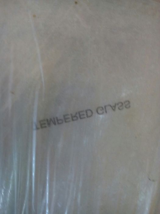 Столик. Стол. Тумбочка под телевизор. Полка. Стекло Jusk