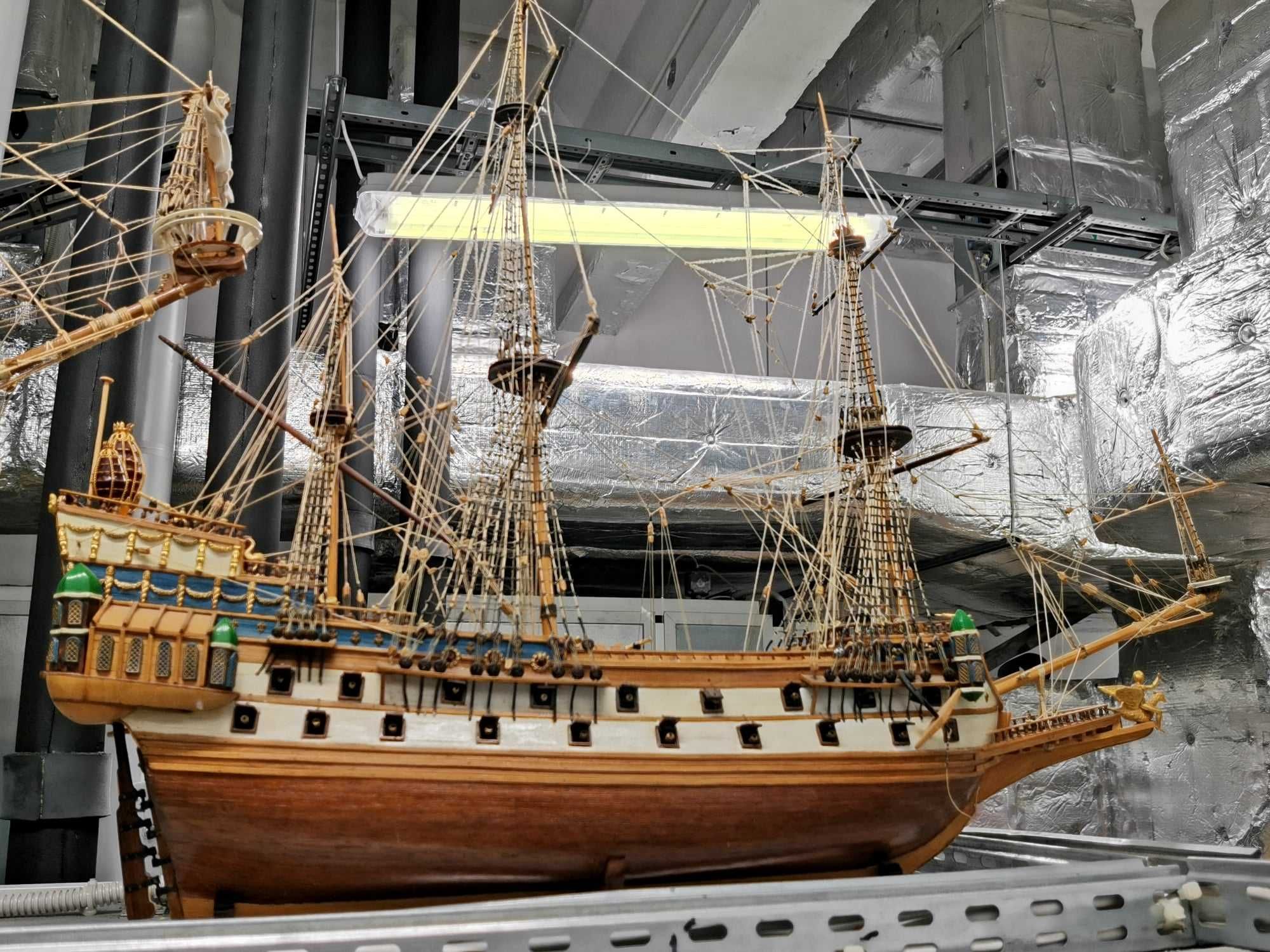 Model żaglowca , okrętu  La Couronne 1:100 Kardynała Richelieu