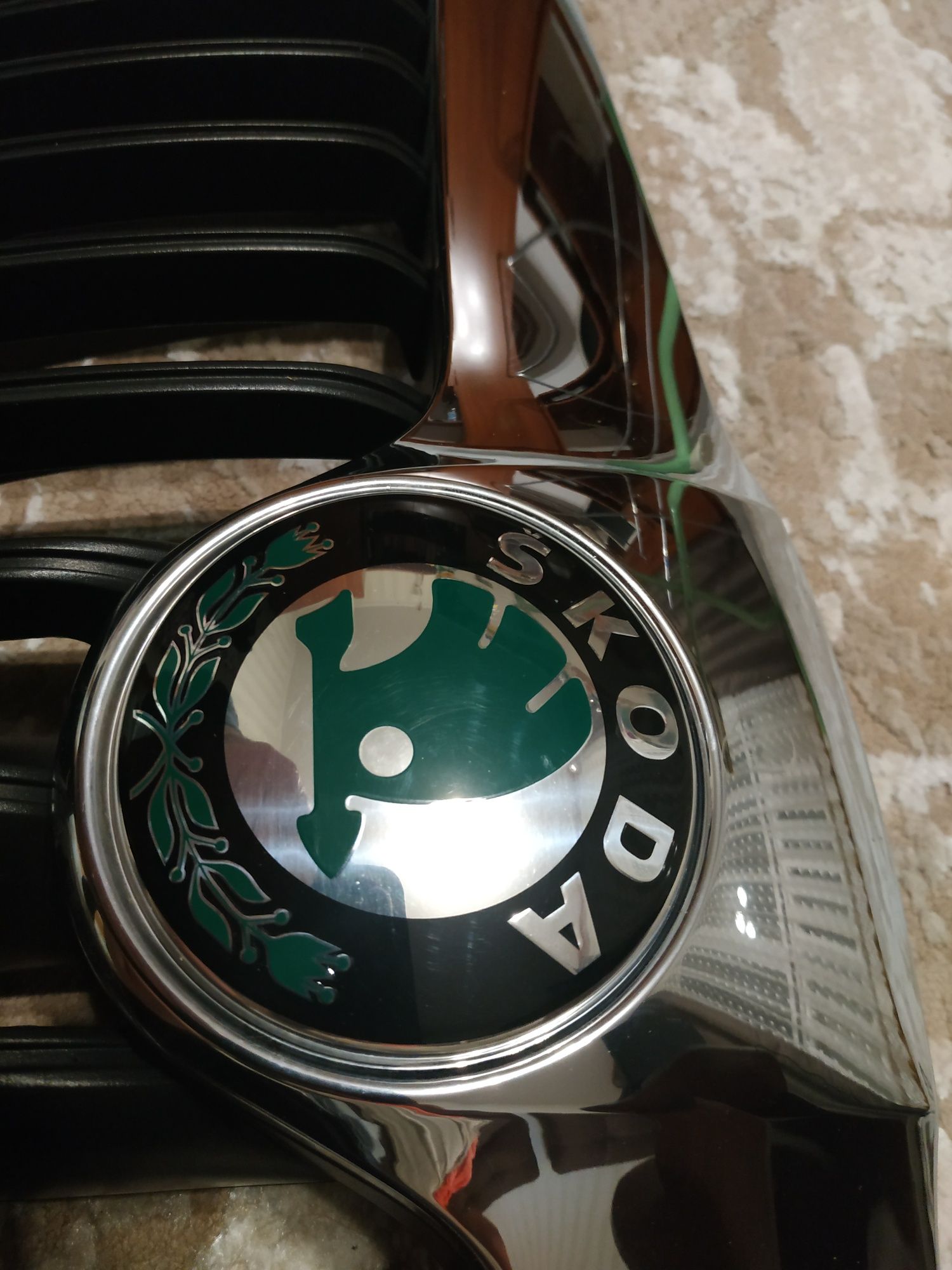 Решітка (решетка) радіатора Skoda Fabia III FL Octavia A5/A5 VRS