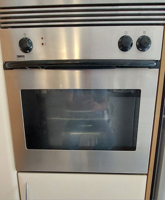 Forno encastre Zanussi