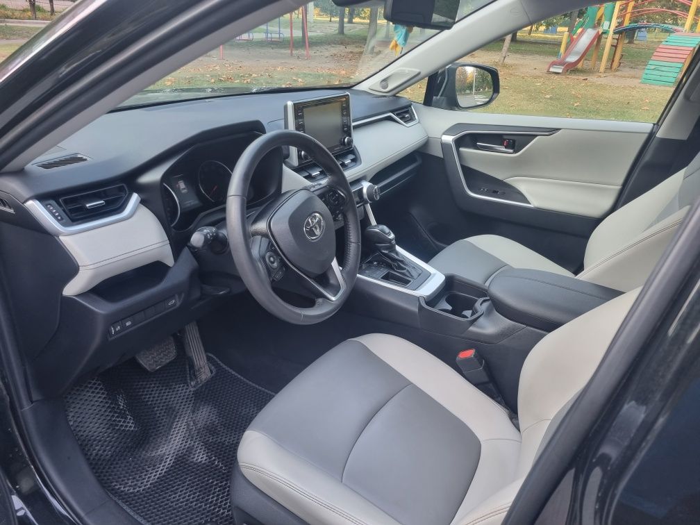 Toyota Rav4 2019 xle premium