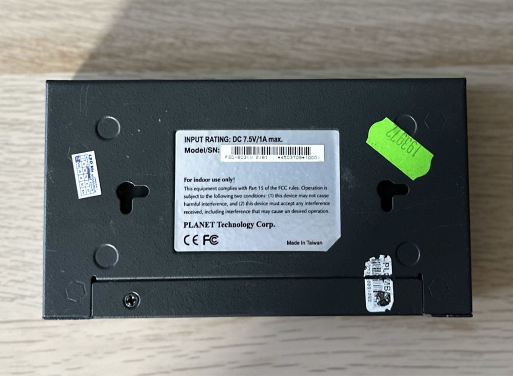 PLANET FSD-803 przełącznik, switch Fast Ethernet (10/100)