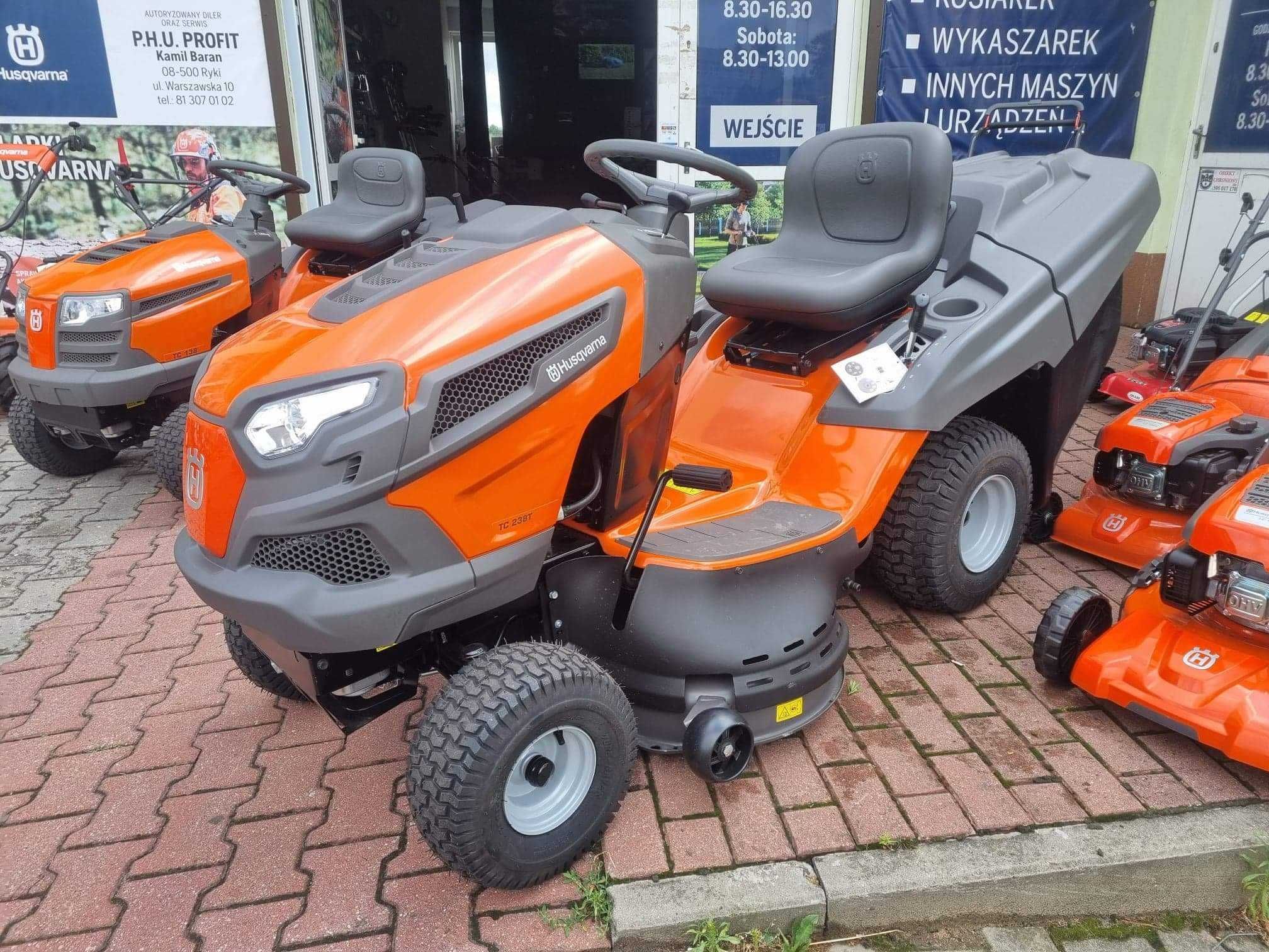 Traktorek Husqvarna TC238T ostatnia sztuka z silnikiem BRIGGS&STRATTON