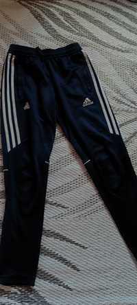 Dres spodnie Adidas oryginals r. Xs