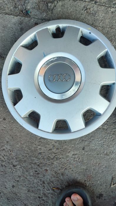 Продам ковпаки на диски Ауді