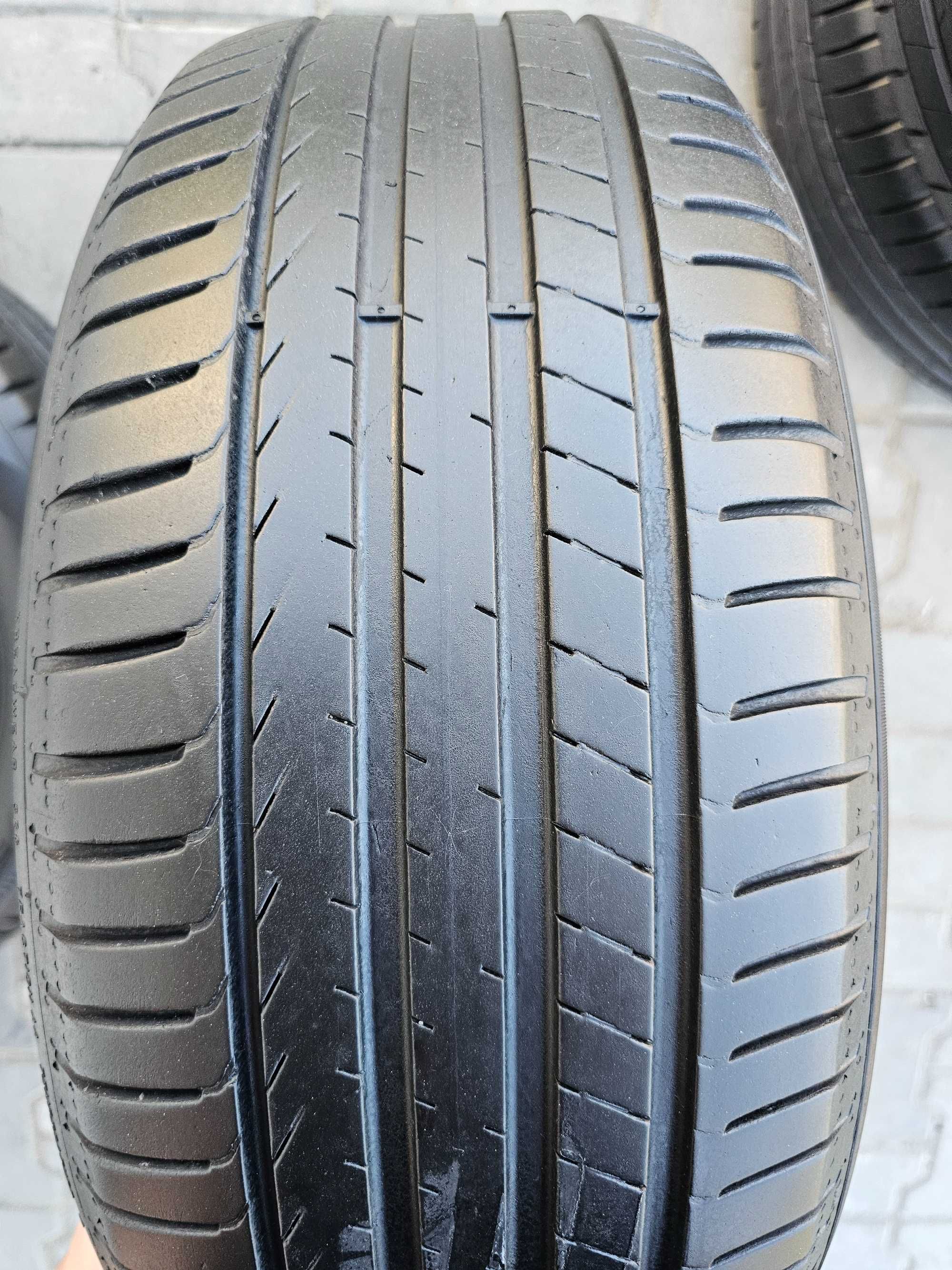 Lato Pirelli 215/55 R17 5.5mm