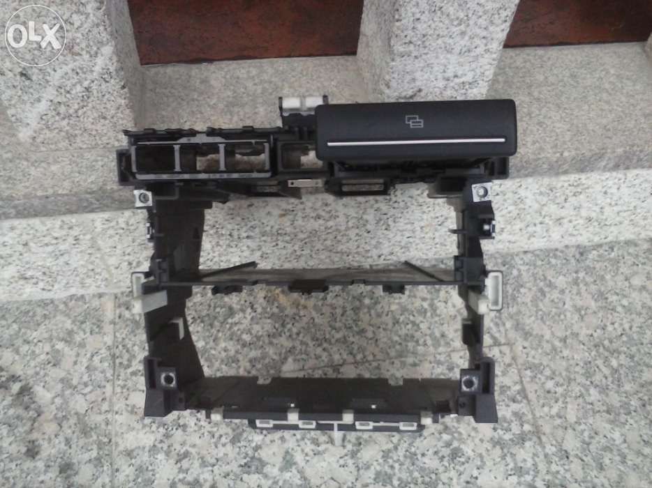 Suporte para auto radio audi a3 do ano 2003 até 2013