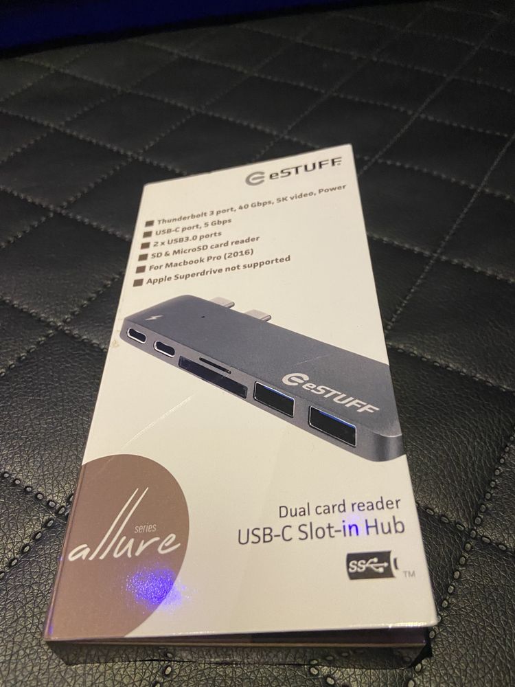 USB-C Slot-in Hub Pro  - eStuff