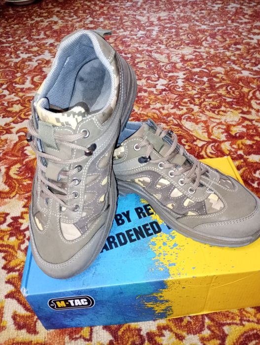 Кроссовки 45р. мужские, 900грн