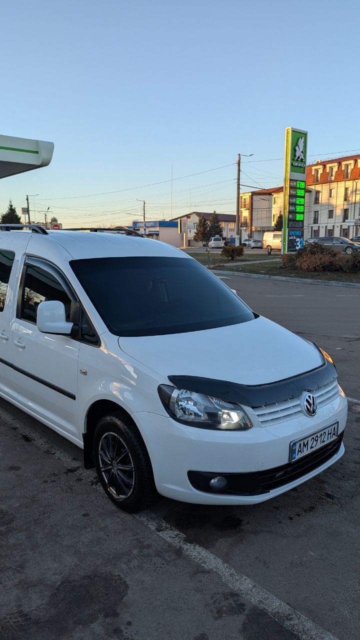 Volkswagen caddy 2012