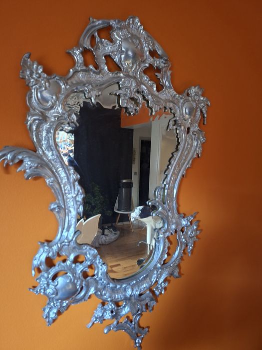 vendo conjunto de 4 espelhos em latao e pintados em cinza.