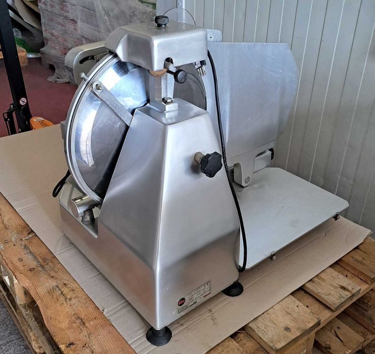 Włoska krajalnica profesjonalna FAC F 350 – Made in Italy