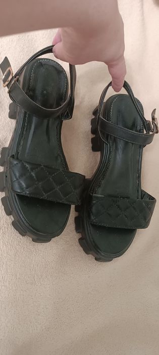 Осінні ботинки, босоніжки, балетки туфлі