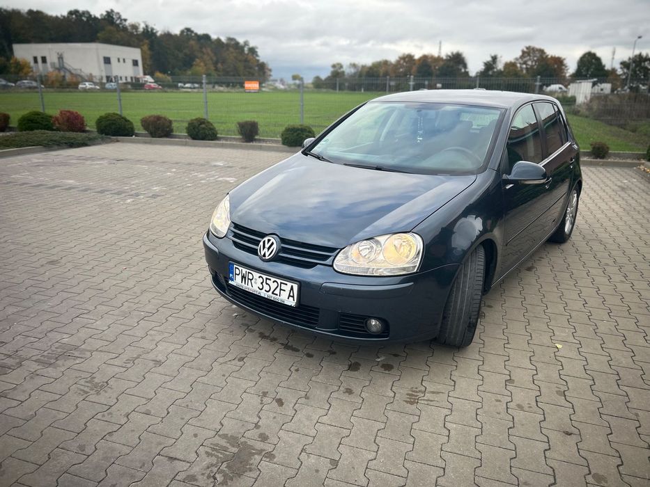 Volkswagen Golf Sprzedam Volkswagena Golfa V "GOAL". W idealnym stanie. Silnik pracuje