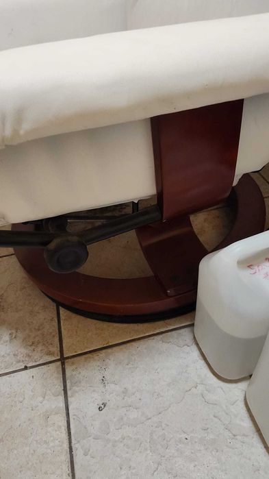 Fotel prezesa z masażem