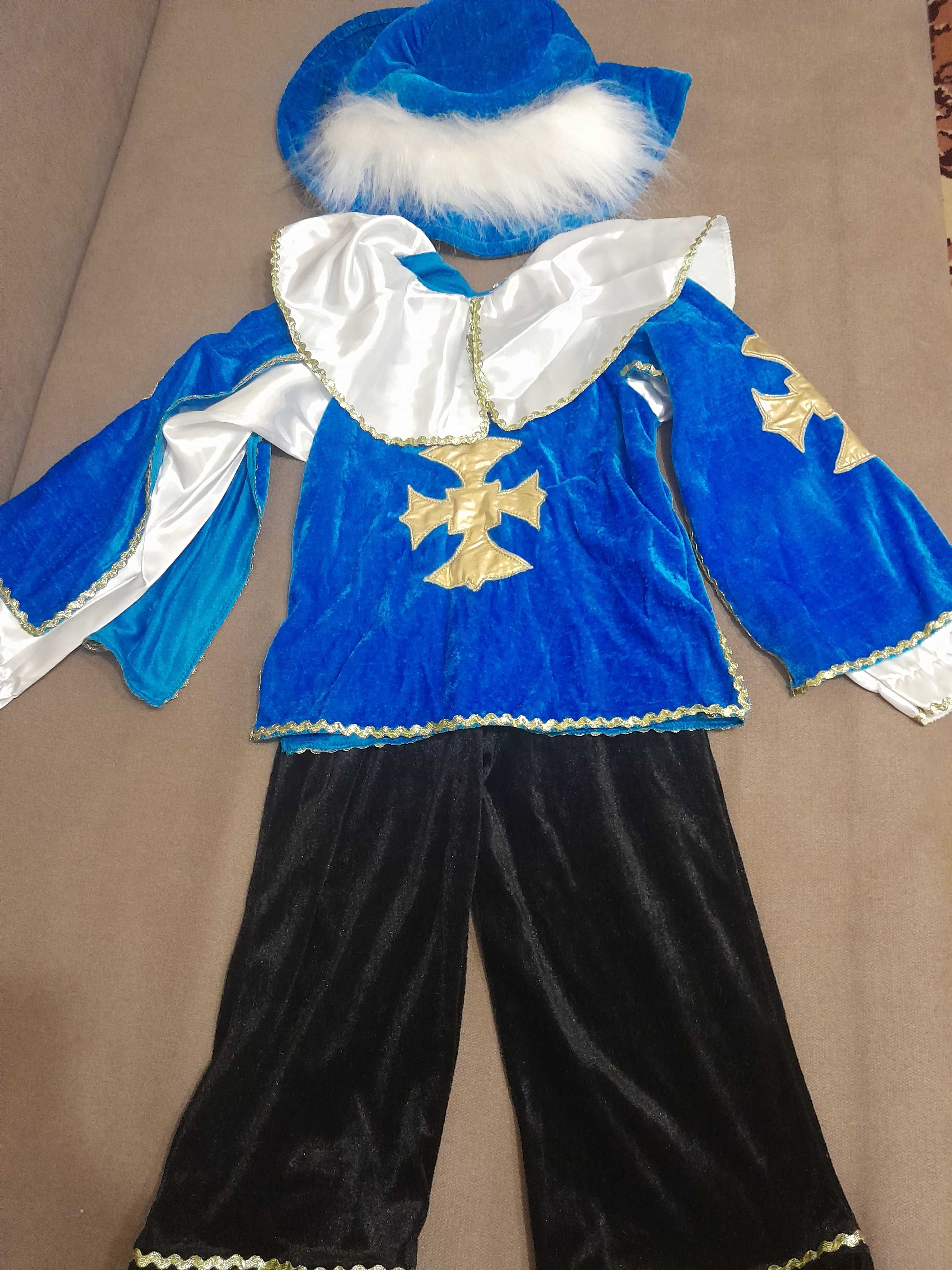 Продам карнавальний костюм мушкетера зріст 122-134