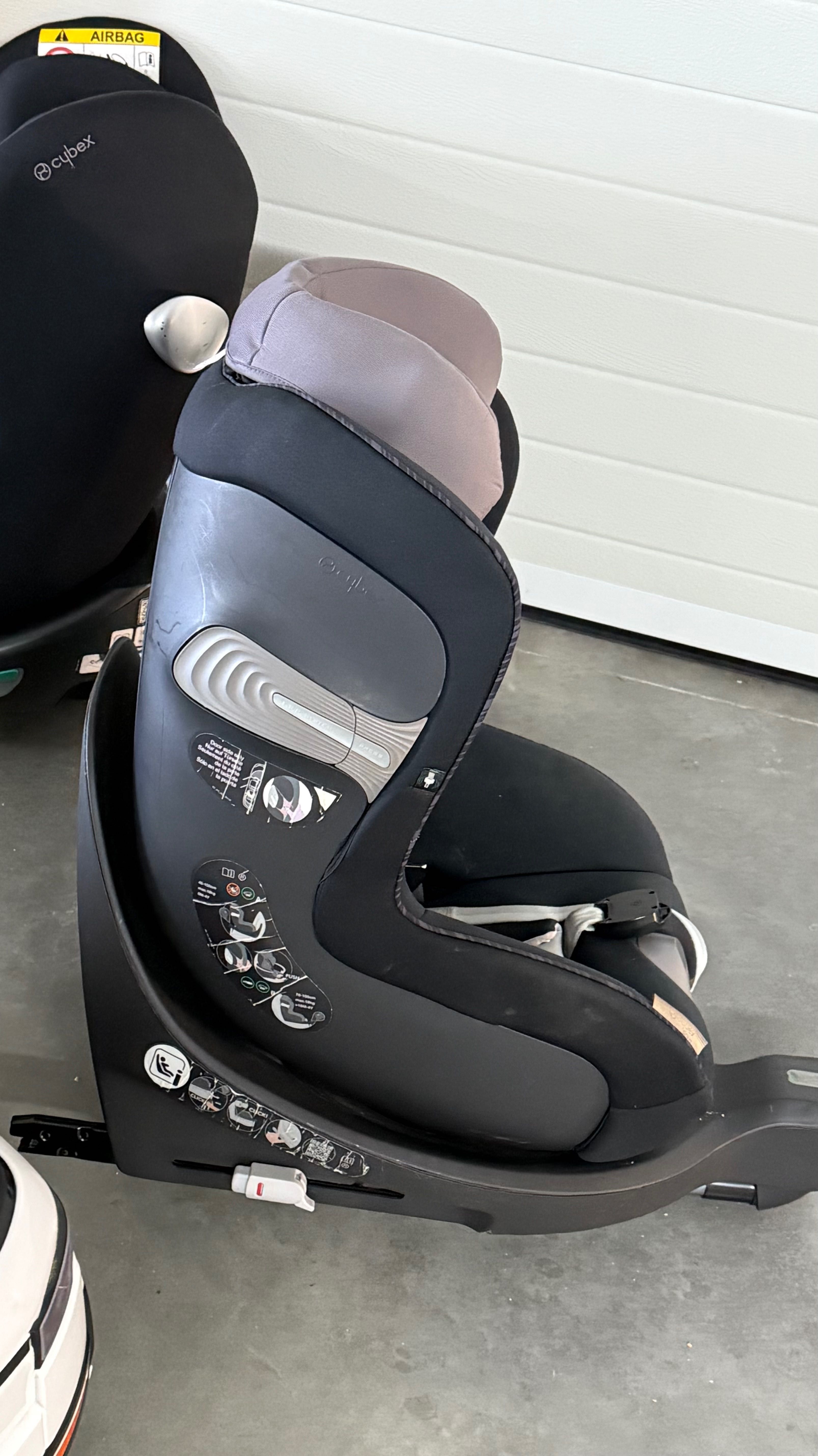 Cybex auto chair ISOFIX