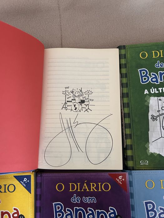 Coleção diário de um banana 1-10 assinana por autor em 2015