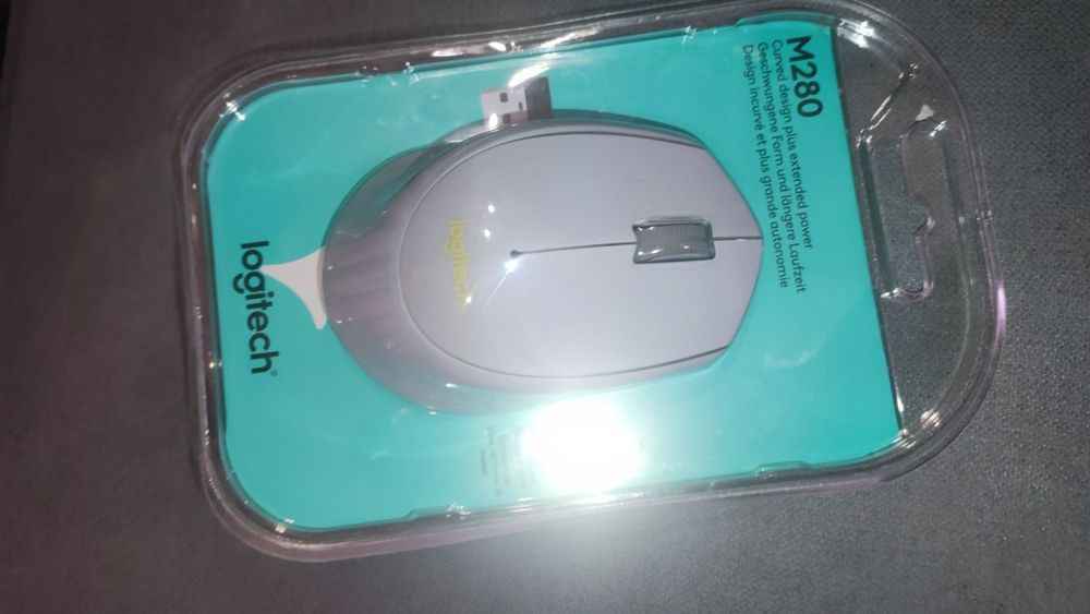 Мишка Logitech m280