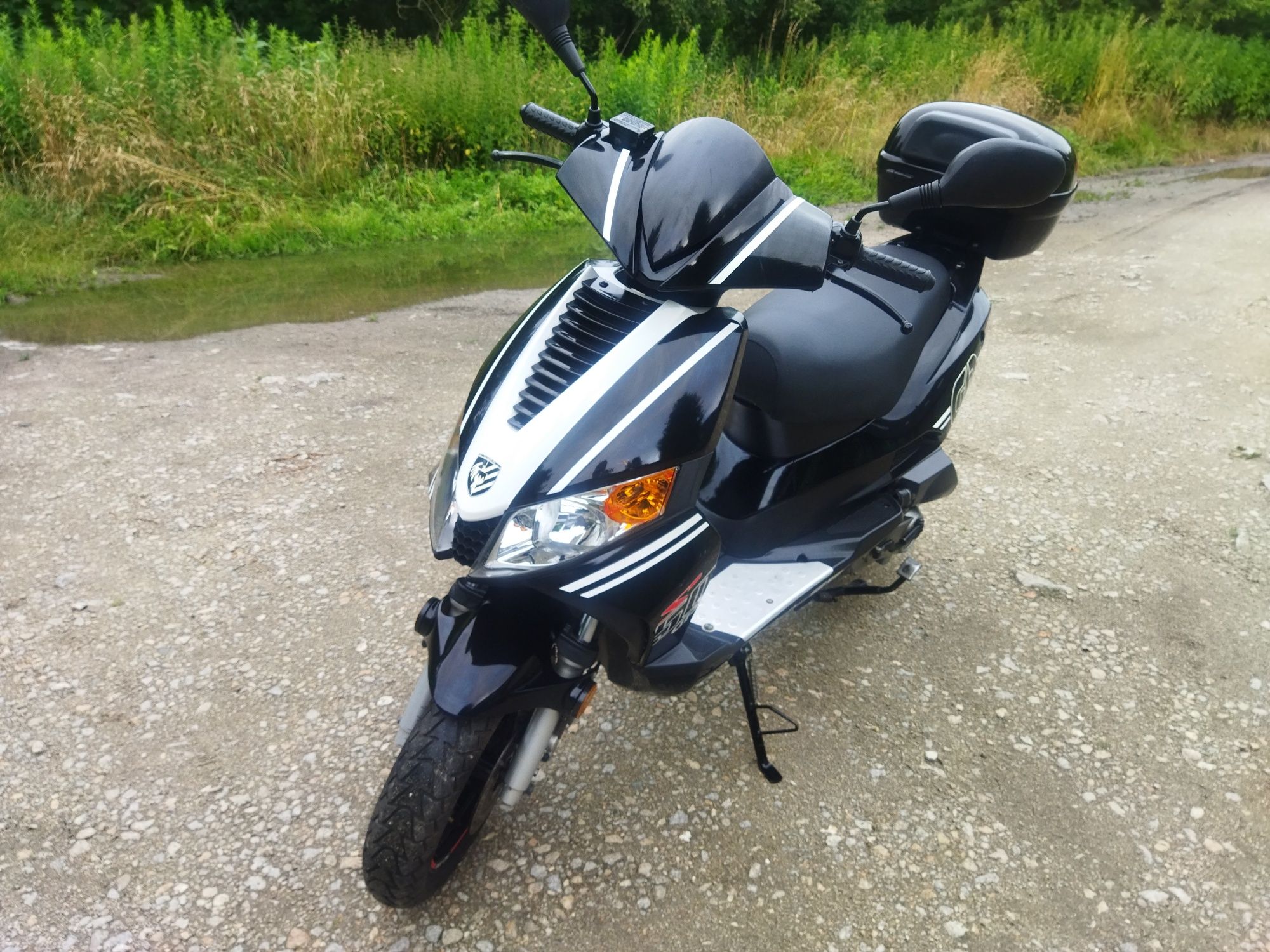 Skuter 50cm3, 4T w bardzo dobrym stanie