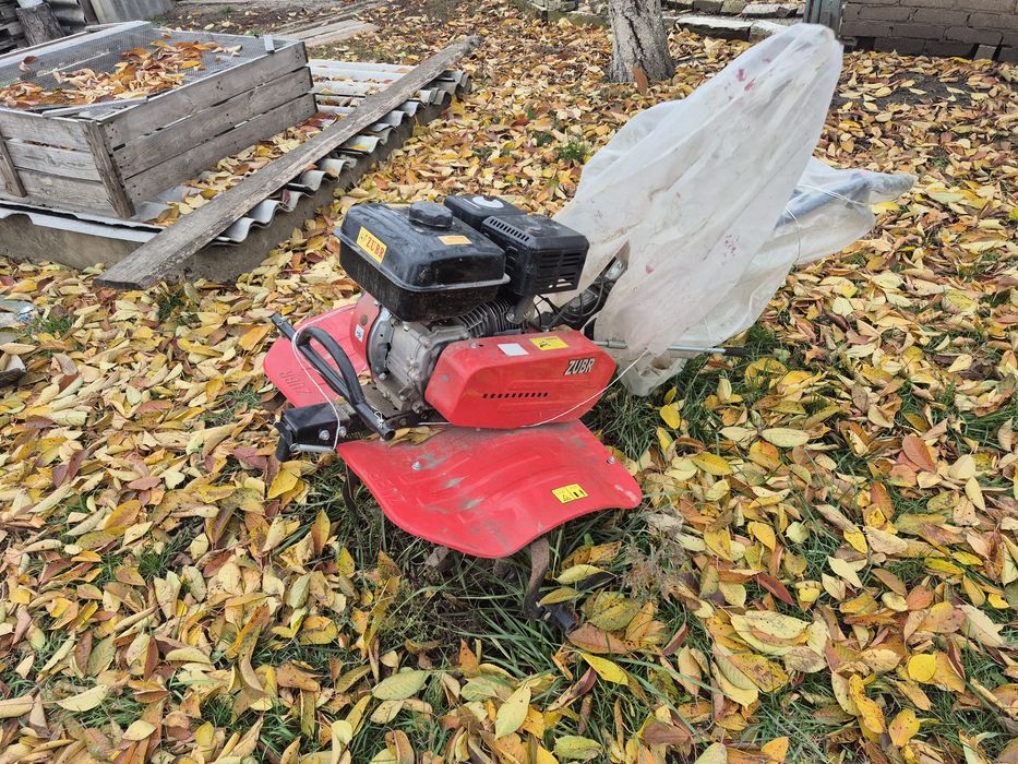 Продам мотоблок ЗУБР