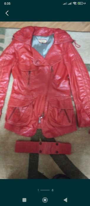 Женская кожаная курточка S.