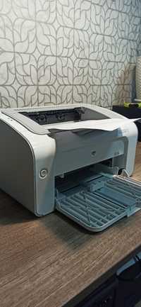 Принтер HP p1102