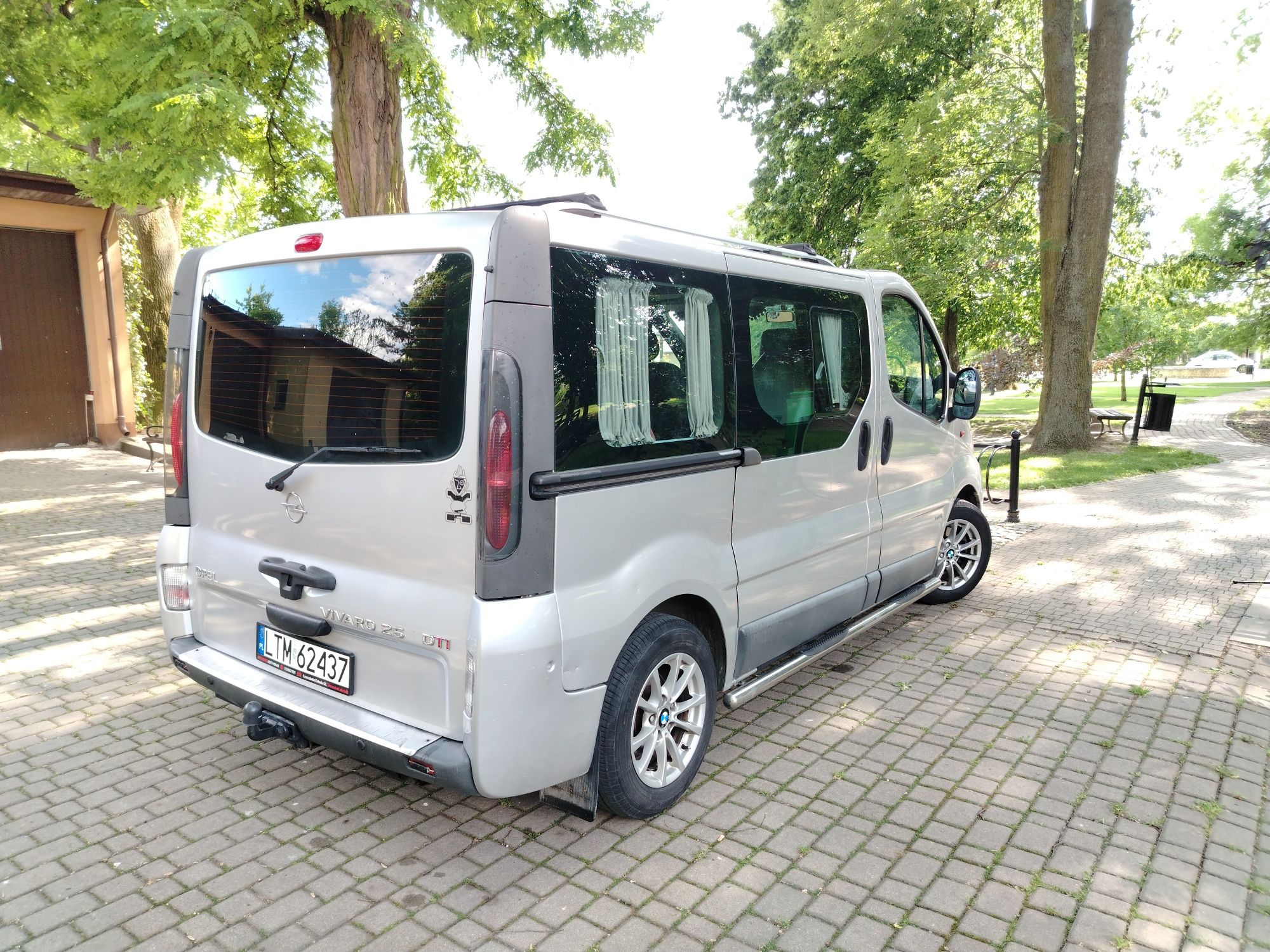 Opel Vivaro 2.5 CDTI