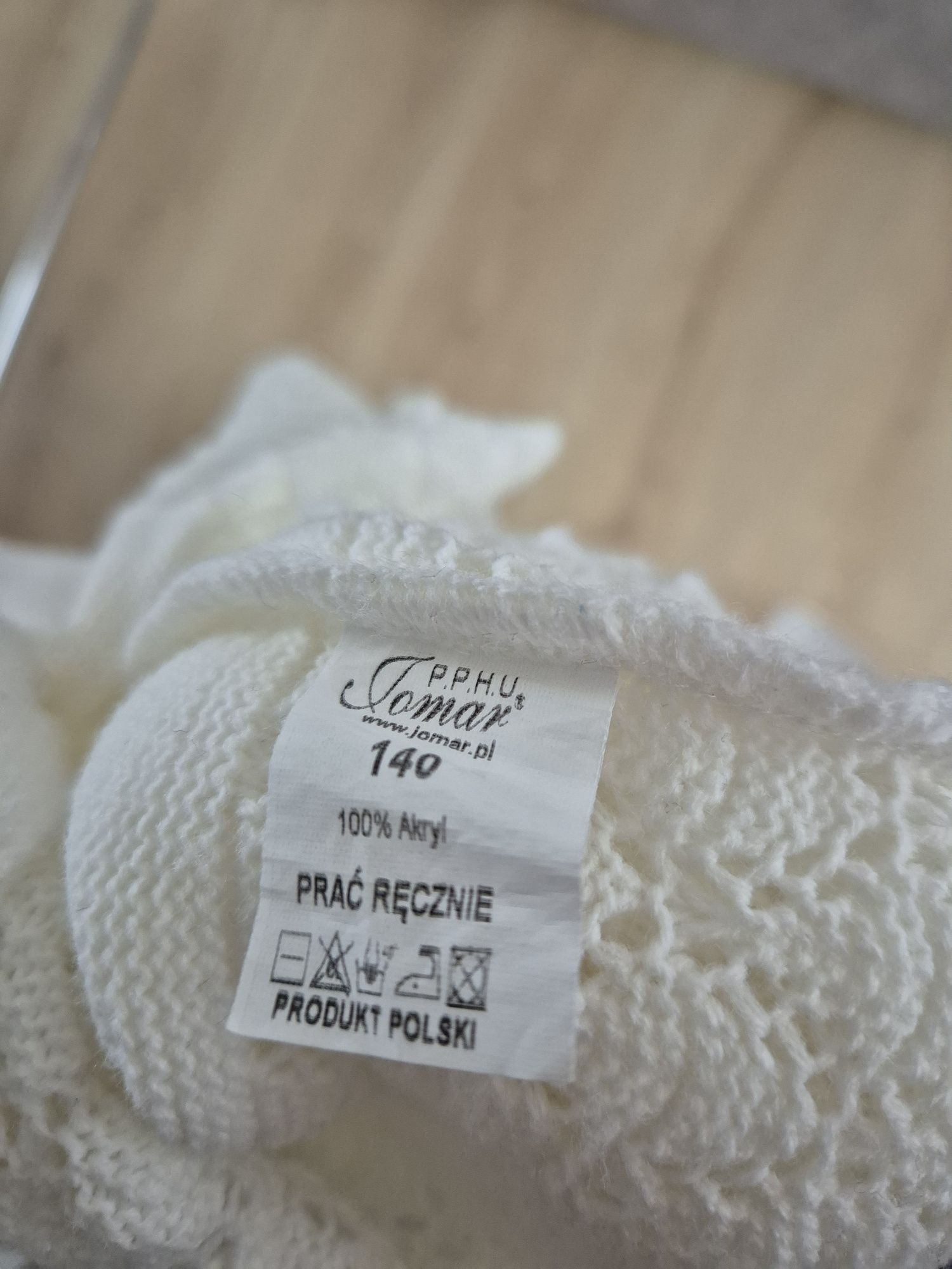 Sweterek rozpinany/kardigan biały 140 cm